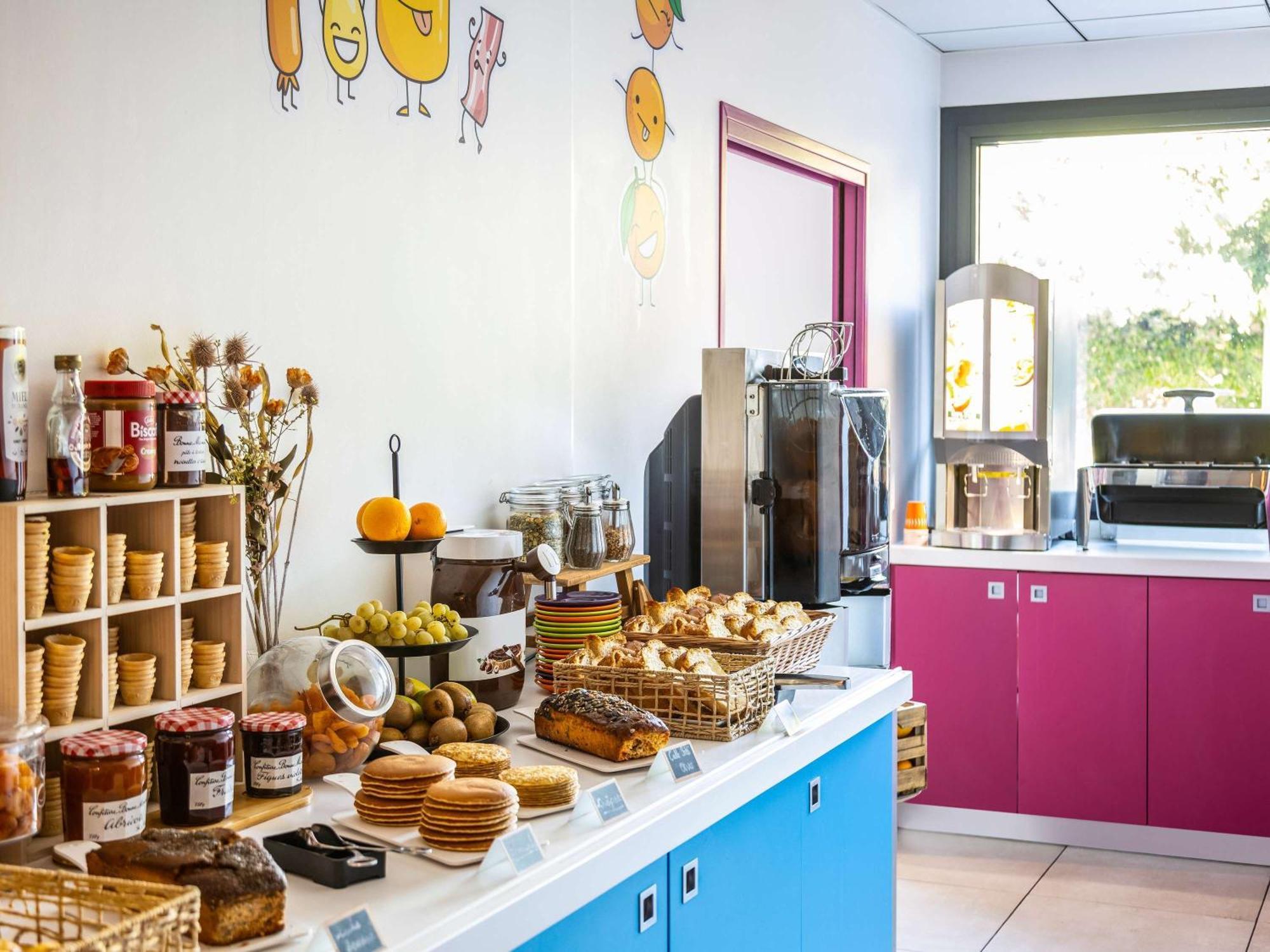 Ibis Styles Montelimar Centre Hotel Bagian luar foto