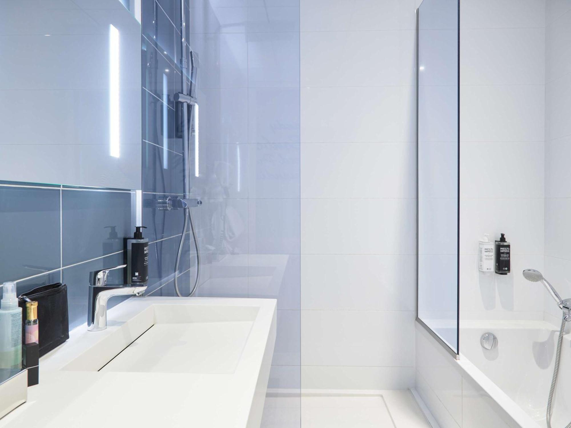 Ibis Styles Montelimar Centre Hotel Bagian luar foto
